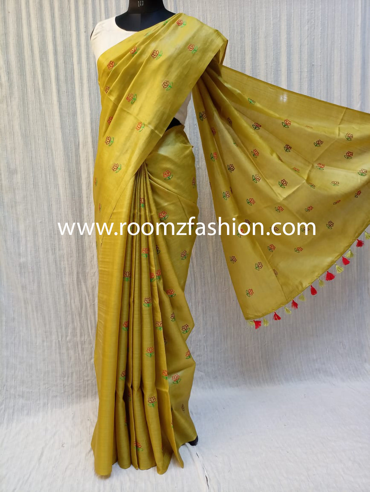 Handloom yellow Tussar silk saree with floral embroidery - Silk Mark certified - Roomz Heritage Collection
