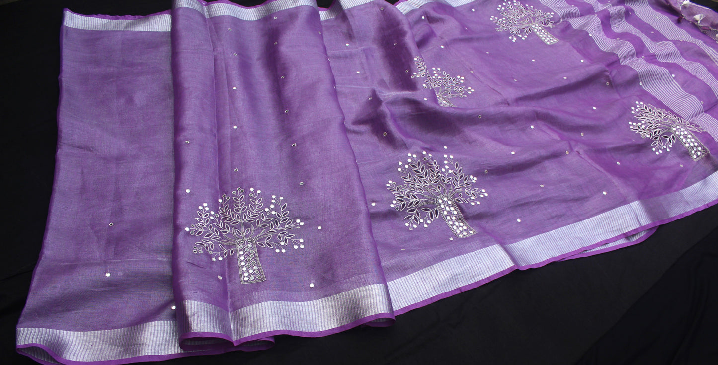 Close-up of hand cut work on purple linen saree - Roomz Fashion