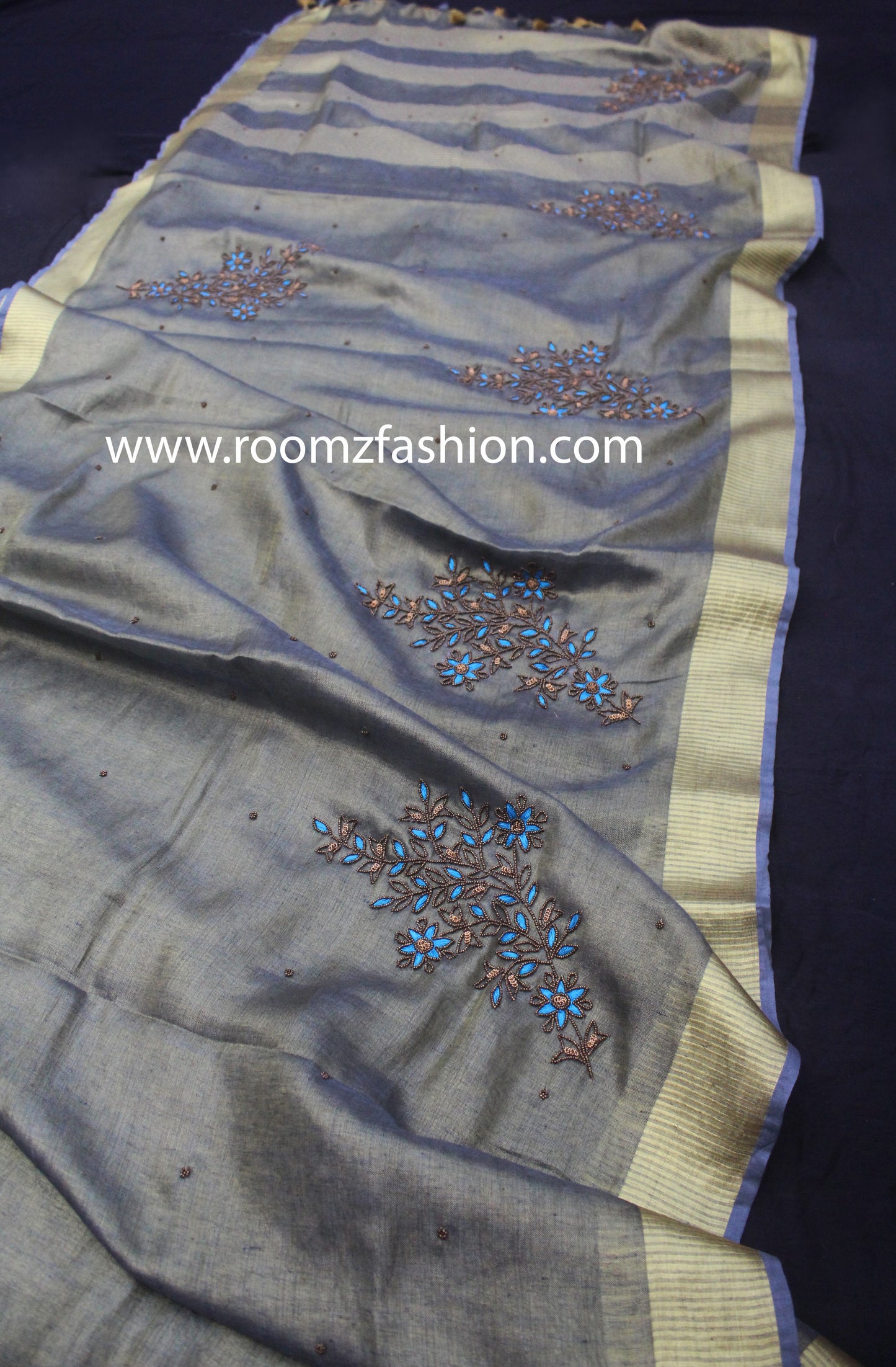 Matching gray blouse for linen saree