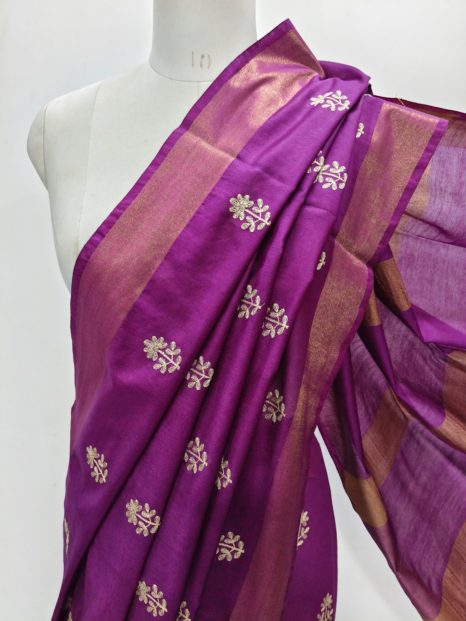 Close-up of embroidery detail on purple Kota Viscose saree - Roomz Fashion