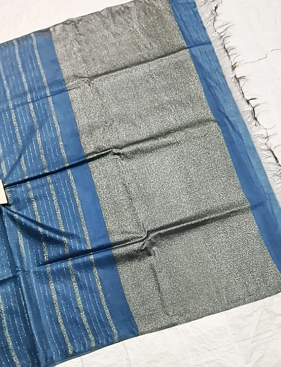 Close-up of weaving texture on steel blue Organza Viscose saree - Roomz Fashion