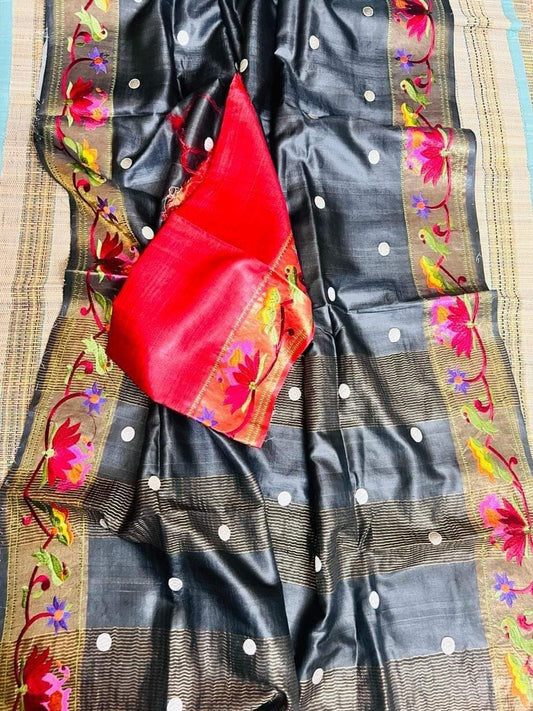 Gray Tussar silk saree with golden zari border & red blouse - Silk Mark certified - Roomz Modern Collection